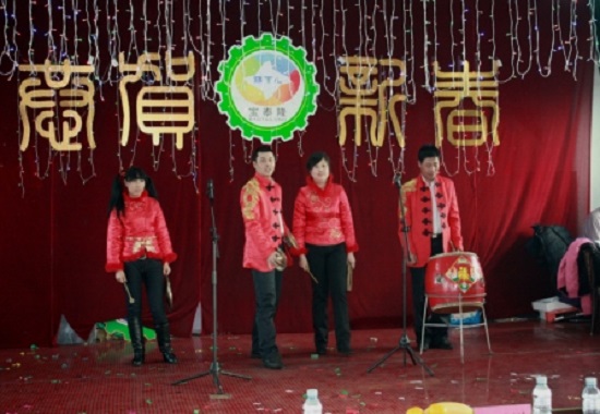 ��������-�����