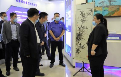 ������ҵ��ѧ������һ�е�ɭ��������-׷�󽡿�,����һ��ɳ����е���