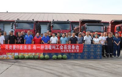 ���������� ����ϵһ�����ܹ�������ɭ��������-׷�󽡿�,����һ��ɳ�һ�߿�չ����������ο���˶�